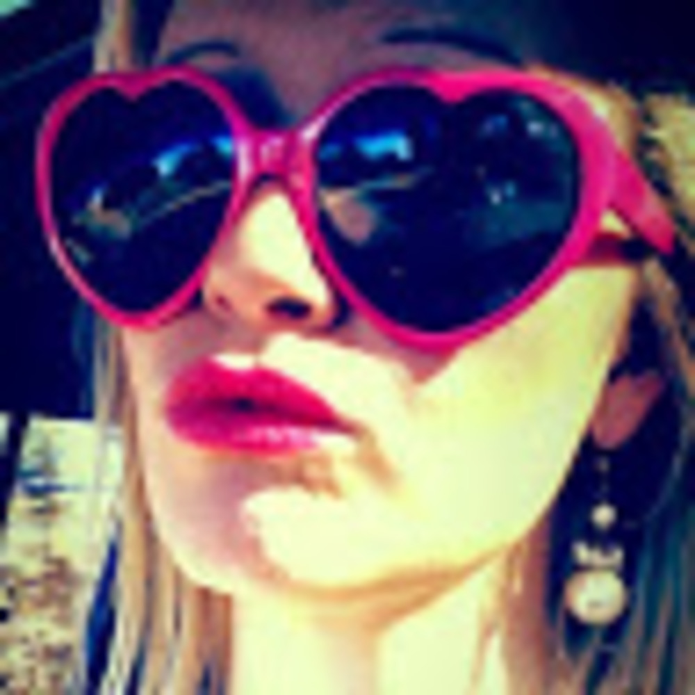 Meet your Posher, Brittney